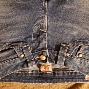 True Religion Joey, Pearl buttons